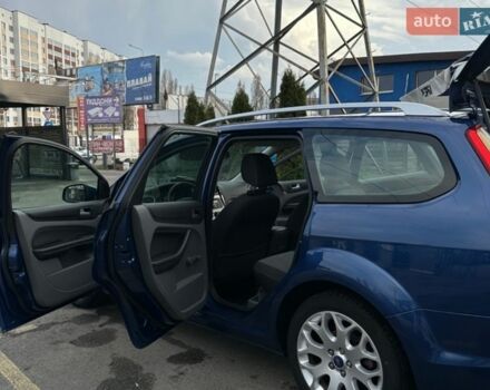 Синій Форд Фокус, об'ємом двигуна 1.6 л та пробігом 201 тис. км за 5950 $, фото 8 на Automoto.ua