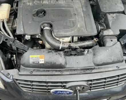 Синій Форд Фокус, об'ємом двигуна 1.6 л та пробігом 350 тис. км за 3000 $, фото 5 на Automoto.ua