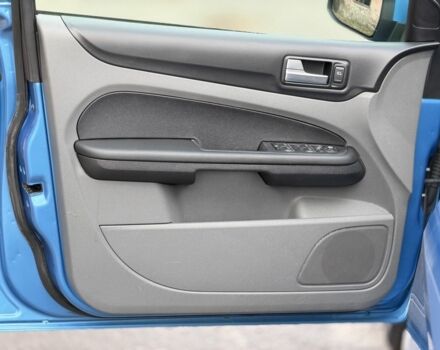 Синий Форд Фокус, объемом двигателя 1.6 л и пробегом 211 тыс. км за 4650 $, фото 19 на Automoto.ua