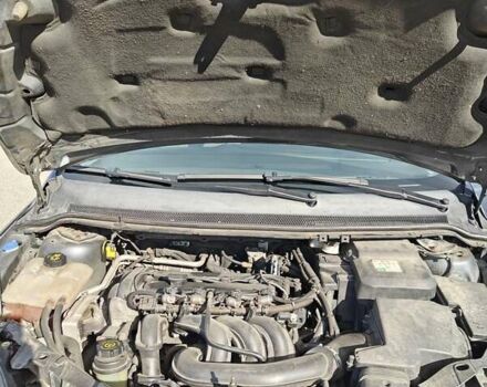 Синий Форд Фокус, объемом двигателя 1.6 л и пробегом 256 тыс. км за 6800 $, фото 59 на Automoto.ua