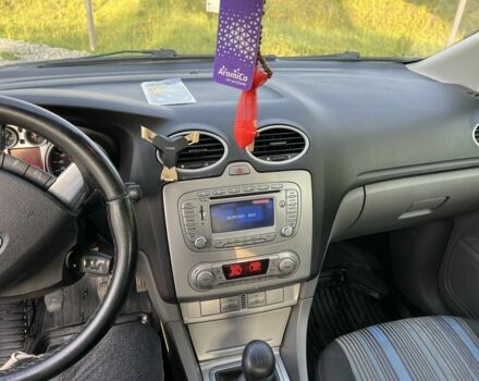 Синий Форд Фокус, объемом двигателя 1.6 л и пробегом 299 тыс. км за 5150 $, фото 9 на Automoto.ua