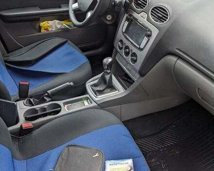 Синий Форд Фокус, объемом двигателя 1.6 л и пробегом 340 тыс. км за 5000 $, фото 10 на Automoto.ua