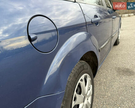 Синий Форд Фокус, объемом двигателя 1.6 л и пробегом 231 тыс. км за 4600 $, фото 24 на Automoto.ua
