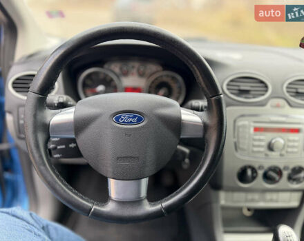 Синий Форд Фокус, объемом двигателя 1.6 л и пробегом 211 тыс. км за 4950 $, фото 20 на Automoto.ua