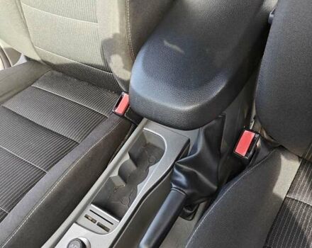 Синий Форд Фокус, объемом двигателя 1.6 л и пробегом 256 тыс. км за 6800 $, фото 30 на Automoto.ua