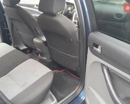 Синій Форд Фокус, об'ємом двигуна 1.6 л та пробігом 216 тис. км за 5450 $, фото 44 на Automoto.ua