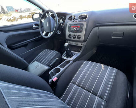 Синий Форд Фокус, объемом двигателя 1.56 л и пробегом 345 тыс. км за 5500 $, фото 13 на Automoto.ua