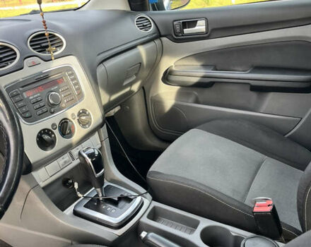 Синій Форд Фокус, об'ємом двигуна 2 л та пробігом 309 тис. км за 6800 $, фото 13 на Automoto.ua