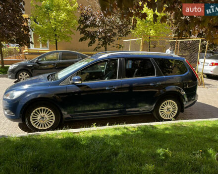 Синий Форд Фокус, объемом двигателя 1.56 л и пробегом 244 тыс. км за 6200 $, фото 1 на Automoto.ua