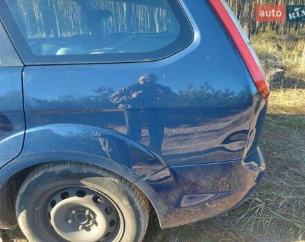 Синий Форд Фокус, объемом двигателя 1.6 л и пробегом 334 тыс. км за 5608 $, фото 6 на Automoto.ua