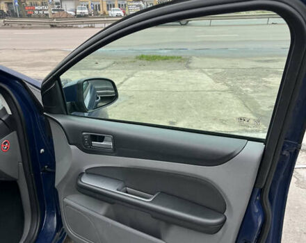 Синий Форд Фокус, объемом двигателя 1.8 л и пробегом 312 тыс. км за 5200 $, фото 20 на Automoto.ua