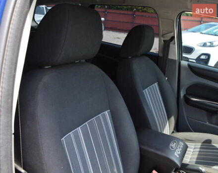 Синий Форд Фокус, объемом двигателя 1.56 л и пробегом 281 тыс. км за 4950 $, фото 17 на Automoto.ua