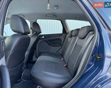 Синий Форд Фокус, объемом двигателя 1.56 л и пробегом 244 тыс. км за 6790 $, фото 9 на Automoto.ua