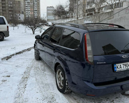 Синий Форд Фокус, объемом двигателя 1.6 л и пробегом 285 тыс. км за 5250 $, фото 5 на Automoto.ua