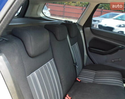 Синий Форд Фокус, объемом двигателя 1.56 л и пробегом 281 тыс. км за 4950 $, фото 13 на Automoto.ua