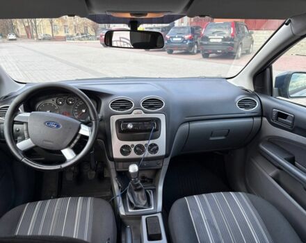 Синий Форд Фокус, объемом двигателя 1.6 л и пробегом 240 тыс. км за 4800 $, фото 4 на Automoto.ua