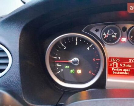 Синій Форд Фокус, об'ємом двигуна 1.6 л та пробігом 216 тис. км за 5450 $, фото 34 на Automoto.ua