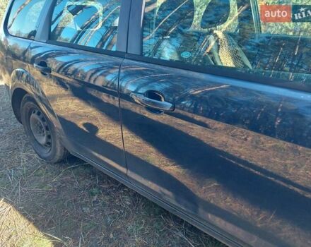 Синий Форд Фокус, объемом двигателя 1.6 л и пробегом 334 тыс. км за 5608 $, фото 3 на Automoto.ua