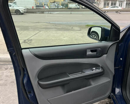 Синий Форд Фокус, объемом двигателя 1.8 л и пробегом 312 тыс. км за 5200 $, фото 18 на Automoto.ua