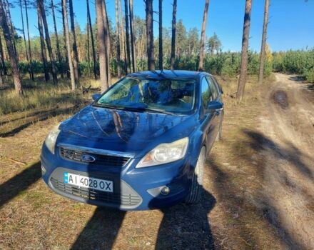 Синий Форд Фокус, объемом двигателя 1.6 л и пробегом 334 тыс. км за 5600 $, фото 1 на Automoto.ua