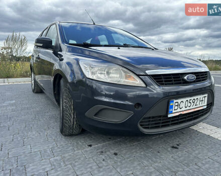 Синій Форд Фокус, об'ємом двигуна 1.6 л та пробігом 409 тис. км за 5500 $, фото 6 на Automoto.ua