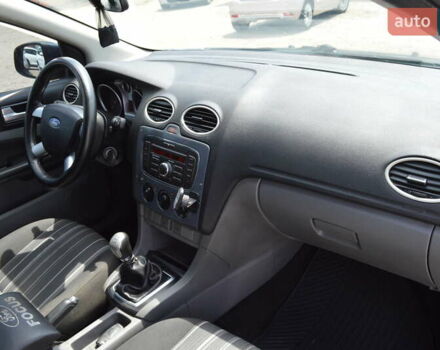 Синий Форд Фокус, объемом двигателя 1.56 л и пробегом 281 тыс. км за 4950 $, фото 16 на Automoto.ua