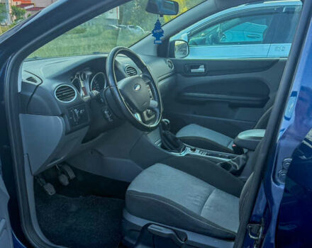 Синій Форд Фокус, об'ємом двигуна 1.8 л та пробігом 228 тис. км за 5950 $, фото 7 на Automoto.ua