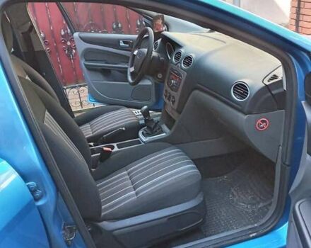 Синій Форд Фокус, об'ємом двигуна 1.56 л та пробігом 277 тис. км за 5500 $, фото 11 на Automoto.ua