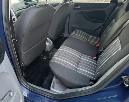 Синий Форд Фокус, объемом двигателя 1.6 л и пробегом 318 тыс. км за 5200 $, фото 9 на Automoto.ua