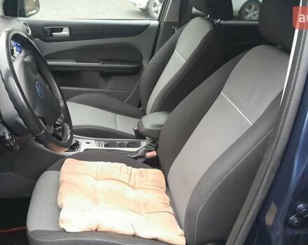 Синій Форд Фокус, об'ємом двигуна 1.6 л та пробігом 216 тис. км за 5450 $, фото 28 на Automoto.ua