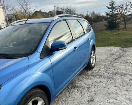 Синій Форд Фокус, об'ємом двигуна 2 л та пробігом 309 тис. км за 6800 $, фото 4 на Automoto.ua
