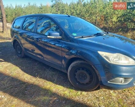 Синий Форд Фокус, объемом двигателя 1.6 л и пробегом 334 тыс. км за 5608 $, фото 4 на Automoto.ua