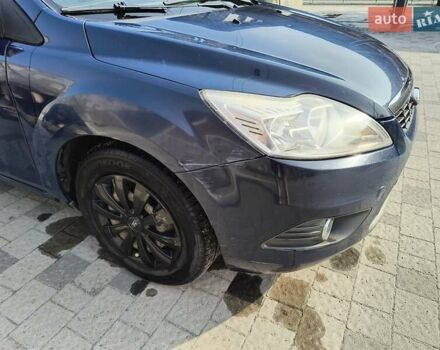 Синий Форд Фокус, объемом двигателя 1.56 л и пробегом 315 тыс. км за 4900 $, фото 17 на Automoto.ua