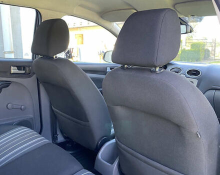 Синій Форд Фокус, об'ємом двигуна 1.6 л та пробігом 300 тис. км за 5600 $, фото 1 на Automoto.ua