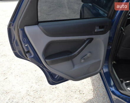 Синий Форд Фокус, объемом двигателя 1.56 л и пробегом 281 тыс. км за 4950 $, фото 8 на Automoto.ua