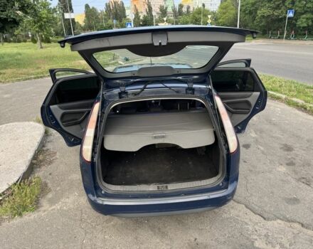 Синий Форд Фокус, объемом двигателя 1.8 л и пробегом 373 тыс. км за 1800 $, фото 4 на Automoto.ua