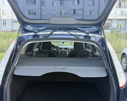 Синій Форд Фокус, об'ємом двигуна 1.8 л та пробігом 228 тис. км за 5950 $, фото 8 на Automoto.ua