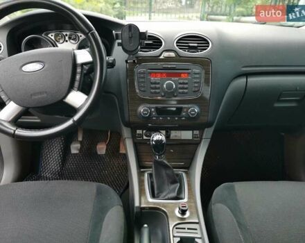 Синий Форд Фокус, объемом двигателя 1.6 л и пробегом 207 тыс. км за 5900 $, фото 12 на Automoto.ua