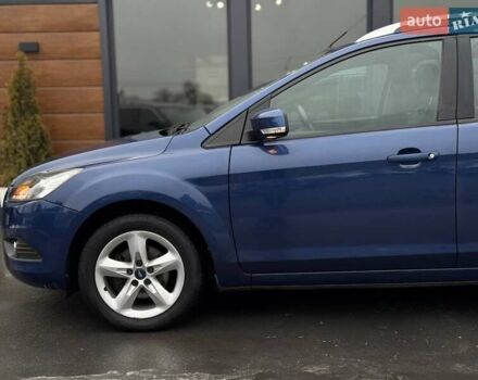 Синий Форд Фокус, объемом двигателя 1.6 л и пробегом 150 тыс. км за 6250 $, фото 4 на Automoto.ua