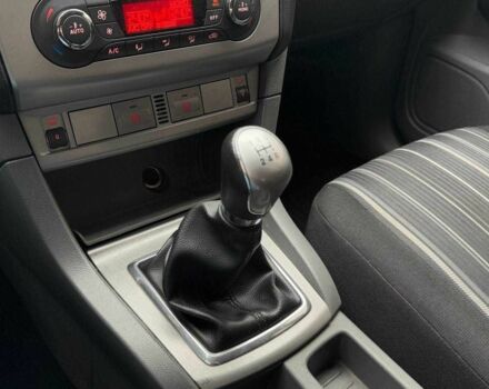 Синій Форд Фокус, об'ємом двигуна 0 л та пробігом 251 тис. км за 5490 $, фото 17 на Automoto.ua