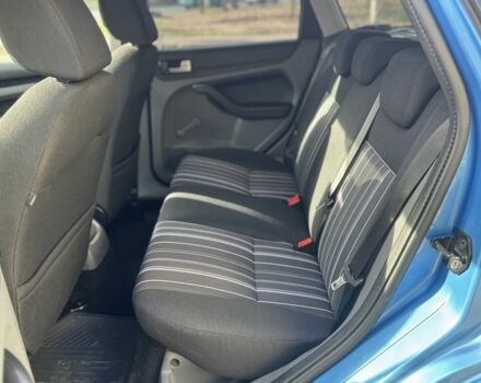 Синий Форд Фокус, объемом двигателя 1.6 л и пробегом 189 тыс. км за 6650 $, фото 13 на Automoto.ua