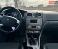 Синий Форд Фокус, объемом двигателя 1.6 л и пробегом 200 тыс. км за 7200 $, фото 22 на Automoto.ua
