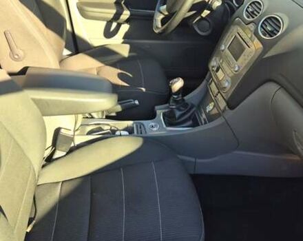 Синій Форд Фокус, об'ємом двигуна 1.56 л та пробігом 250 тис. км за 6499 $, фото 3 на Automoto.ua