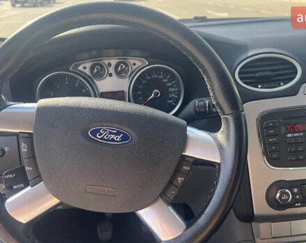 Синій Форд Фокус, об'ємом двигуна 1.8 л та пробігом 228 тис. км за 4800 $, фото 14 на Automoto.ua