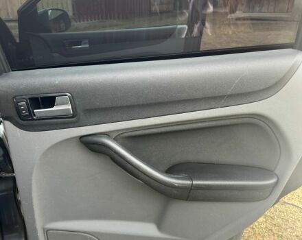 Синий Форд Фокус, объемом двигателя 1.6 л и пробегом 288 тыс. км за 5200 $, фото 4 на Automoto.ua