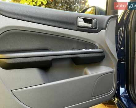 Синий Форд Фокус, объемом двигателя 1.56 л и пробегом 244 тыс. км за 6200 $, фото 19 на Automoto.ua