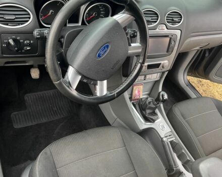 Синий Форд Фокус, объемом двигателя 1.6 л и пробегом 288 тыс. км за 5200 $, фото 5 на Automoto.ua