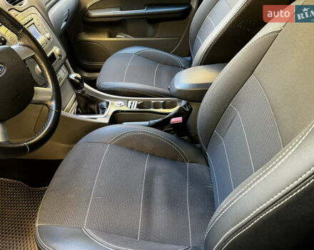 Синий Форд Фокус, объемом двигателя 1.56 л и пробегом 244 тыс. км за 6200 $, фото 18 на Automoto.ua