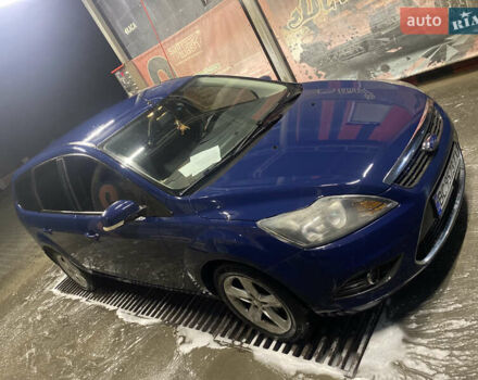 Синий Форд Фокус, объемом двигателя 1.56 л и пробегом 276 тыс. км за 5500 $, фото 6 на Automoto.ua