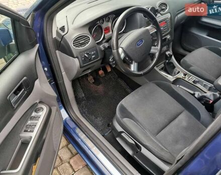 Синий Форд Фокус, объемом двигателя 1.6 л и пробегом 207 тыс. км за 5900 $, фото 11 на Automoto.ua